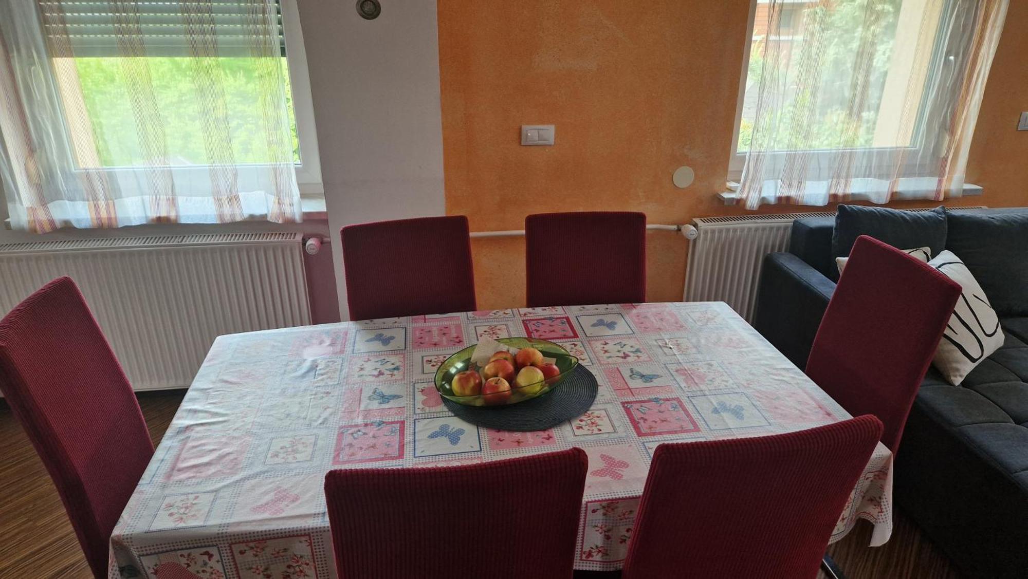 Hisa Bizjak Kranj Buitenkant foto